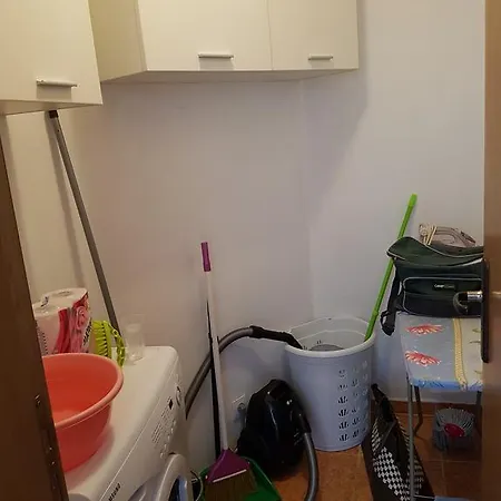 Complex Apartman Szveti Vlasz